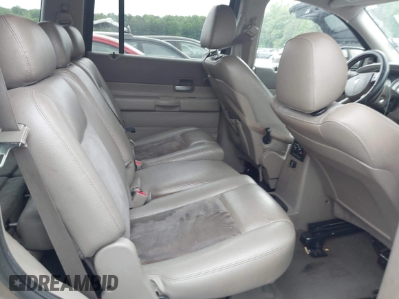 2007 Dodge Durango Limited with VIN 1D8HD58297F561090, listed as a IAAI auction lot 42213252 with 242,703 mi miles and . Bid and sale history available at DreamBid. Image 8.