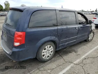 2017 Dodge Grand Caravan SE z VIN 2C4RDGBG2HR755893, wystawiony jako Copart lot #56722045 z przebiegiem Nie podano mil oraz Szkoda całkowita • Salvage title. Historia ofert i sprzedaży dostępna na DreamBid. Obrazek 3.