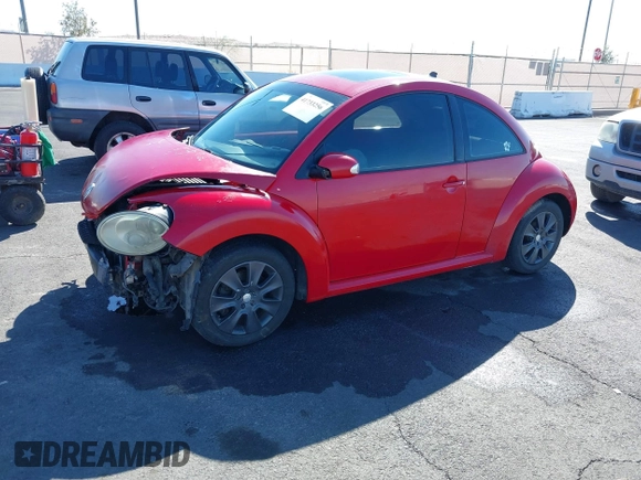 2009 Volkswagen New Beetle Coupe S with VIN 3VWRG31C39M505244, listed as a IAAI auction lot 41733256 with 166,856 mi miles. Bid and sale history available at carsss.com. Image 2.