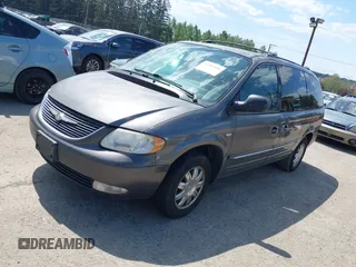 2004 Chrysler Town & Country Touring with VIN 2C4GP54L04R534395, listed as a IAAI auction lot 42182506 with 195,611 mi miles and . Bid and sale history available at DreamBid. Image 2.