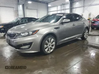 2013 Kia Optima SX z VIN 5XXGR4A68DG211014, wystawiony jako Copart lot #52560515 z przebiegiem 184 947 mil mil oraz Szkoda całkowita • Salvage title. Historia ofert i sprzedaży dostępna na DreamBid. Obrazek 1.