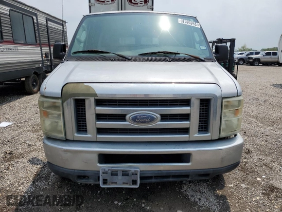 2008 Ford Econoline Passenger XL with VIN 1FBNE31LX8DA80174, listed as a Copart auction lot 51959524 with 109,586 mi miles and Clean Title. Bid and sale history available at carsss.com. Image 5.
