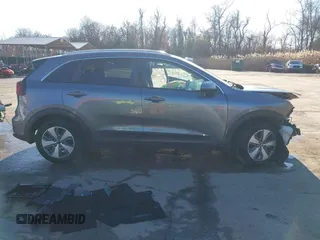 2018 Kia Niro LX with VIN KNDCB3LC0J5161919, listed as a IAAI auction lot 41004920 with 92,158 mi miles. Bid and sale history available at carsss.com. Image 14.
