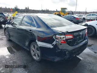 2014 Toyota Camry L with VIN 4T1BF1FK8EU730353, listed as a IAAI auction lot 41570761 with 154,900 mi miles. Bid and sale history available at carsss.com. Image 6.