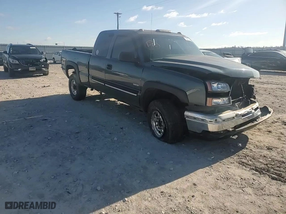 2006 Chevrolet Silverado 2500HD LT2 with VIN 1GCHK29D46E146332, listed as a Copart auction lot 82406404 with 227,222 mi miles and Salvage Title. Bid and sale history available at carsss.com. Image 11.