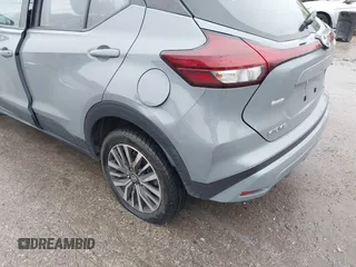 2021 Nissan Kicks SV with VIN 3N1CP5CVXML490990, listed as a IAAI auction lot 41976503 with 72,379 mi miles and . Bid and sale history available at DreamBid. Image 17.