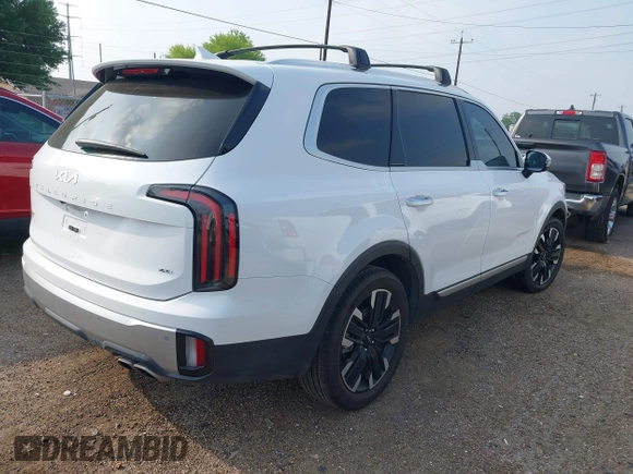 2024 Kia Telluride SX Prestige X-Pro with VIN 5XYP5DGC0RG511416, listed as a IAAI auction lot 41927458 with 7,206 mi miles and . Bid and sale history available at DreamBid. Image 4.