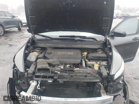 2016 Jeep Cherokee Sport with VIN 1C4PJMAB8GW318412, listed as a IAAI auction lot 41547774 with 150,078 mi miles. Bid and sale history available at carsss.com. Image 10.