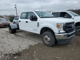 2022 Ford F-350 XL with VIN 1FD8W3HT3NEE12596, listed as a Copart auction lot 51074445 with 213,784 mi miles and Clean Title. Bid and sale history available at DreamBid. Image 4.
