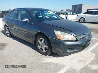 2006 Honda Accord with VIN JHMCN36436C003622, listed as a IAAI auction lot 42708597 with 132,324 mi miles and . Bid and sale history available at DreamBid. Image 1.