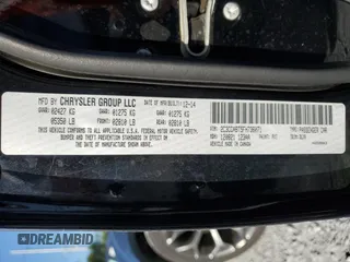 2015 Chrysler 300 S z VIN 2C3CCABT5FH736071, wystawiony jako Copart lot #52608825 z przebiegiem 189 263 mil mil oraz Nie do naprawy • Non repairable. Historia ofert i sprzedaży dostępna na DreamBid. Obrazek 12.