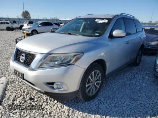 2013 Nissan Pathfinder Platinum z VIN 5N1AR2MM7DC682944, wystawiony jako Copart lot #83489714 z przebiegiem 200 902 mil mil oraz Czysty tytuł • Clean title. Historia ofert i sprzedaży dostępna na DreamBid. Obrazek 1.