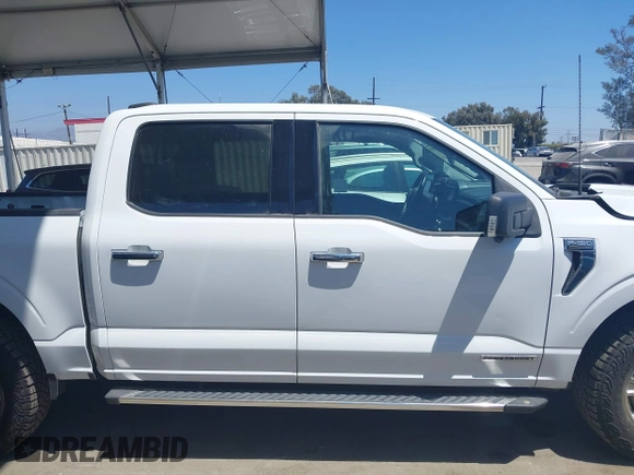 2022 Ford F-150 XL z VIN 1FTFW1ED7NFB06461, wystawiony jako IAAI lot #42878999 z przebiegiem 41 087 mil mil oraz . Historia ofert i sprzedaży dostępna na DreamBid. Obrazek 13.
