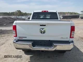 2022 Ram 2500 Big Horn with VIN 3C6UR5DJ4NG441602, listed as a IAAI auction lot 41944756 with 3,057 mi miles. Bid and sale history available at carsss.com. Image 17.