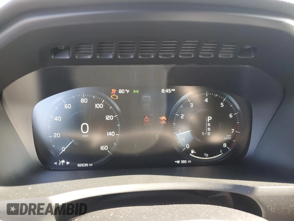 2017 Volvo XC90 R-Design with VIN YV4A22PM4H1173929, listed as a Copart auction lot 54051945 with 82,639 mi miles and Salvage title. Bid and sale history available at DreamBid. Image 9.