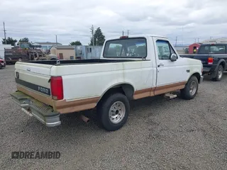1995 Ford F-150 z VIN 2FTEF15Y3SCA05438, wystawiony jako IAAI lot #42468076 z przebiegiem 377 461 mil mil oraz . Historia ofert i sprzedaży dostępna na DreamBid. Obrazek 4.