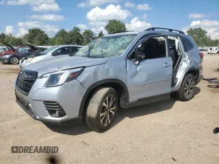 2023 Subaru Forester Limited z VIN JF2SKAPC4PH424058, wystawiony jako Copart lot #62103405 z przebiegiem 14 825 mil mil oraz Szkoda całkowita • Salvage title. Historia ofert i sprzedaży dostępna na DreamBid. Obrazek 1.