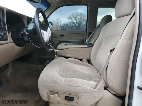 2002 Chevrolet Silverado 1500 LS with VIN 2GCEC19T321241039, listed as a Copart auction lot 49230145 with 144,598 mi miles and Salvage Title. Bid and sale history available at carsss.com. Image 7.