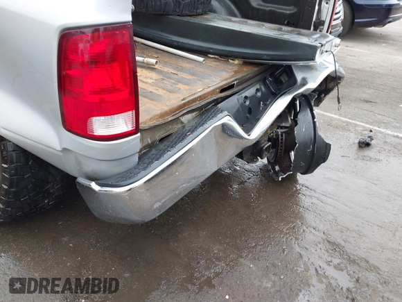2017 Ram 2500 Tradesman z VIN 3C6UR5CL3HG529578, wystawiony jako IAAI lot #41992645 z przebiegiem 144 117 mil mil oraz . Historia ofert i sprzedaży dostępna na DreamBid. Obrazek 18.