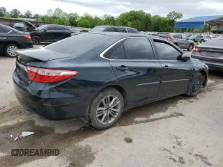2015 Toyota Camry XLE with VIN 4T1BF1FK1FU103785, listed as a Copart auction lot 51970635 with 305,498 mi miles and Clean Title. Bid and sale history available at DreamBid. Image 3.