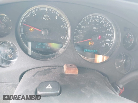 2007 Chevrolet Tahoe LT z VIN 1GNFC13027R112945, wystawiony jako IAAI lot #42178102 z przebiegiem 202 858 mil mil oraz . Historia ofert i sprzedaży dostępna na DreamBid. Obrazek 7.