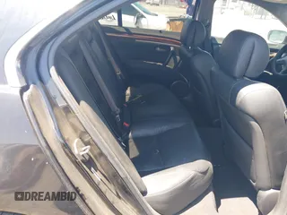 2005 Acura RL with VIN JH4KB16575C007995, listed as a IAAI auction lot 42638944 with 241,591 mi miles and . Bid and sale history available at DreamBid. Image 8.