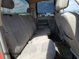 2006 Dodge 1500 SLT z VIN 1D7HA18N56J111254, wystawiony jako Copart lot #56846545 z przebiegiem 154 275 mil mil oraz Szkoda całkowita • Salvage title. Historia ofert i sprzedaży dostępna na DreamBid. Obrazek 10.