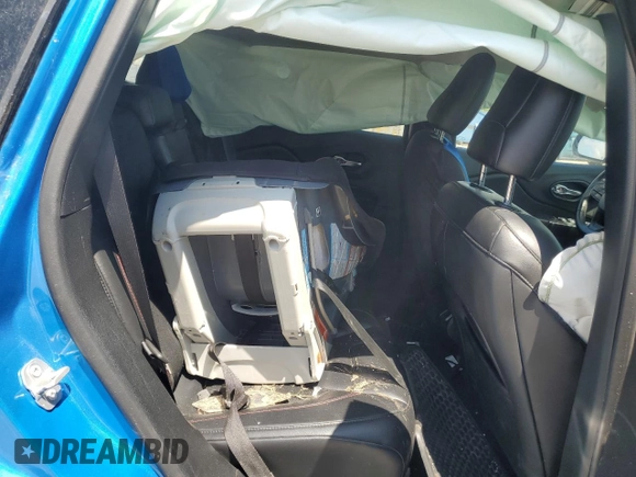 2021 Jeep Cherokee Trailhawk with VIN 1C4PJMBXXMD110436, listed as a Copart auction lot 57829375 with 46,647 mi miles and Salvage title. Bid and sale history available at DreamBid. Image 11.