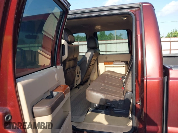 2015 Ford F-250 Lariat with VIN 1FT7W2BT2FEC10580, listed as a IAAI auction lot 42532148 with 105,172 mi miles and . Bid and sale history available at DreamBid. Image 8.