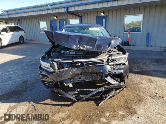 2019 Volkswagen Passat SE R-Line z VIN 1VWMA7A35KC013535, wystawiony jako Copart lot #80677504 z przebiegiem 88 376 mil mil oraz Szkoda całkowita • Salvage title. Historia ofert i sprzedaży dostępna na DreamBid. Obrazek 5.