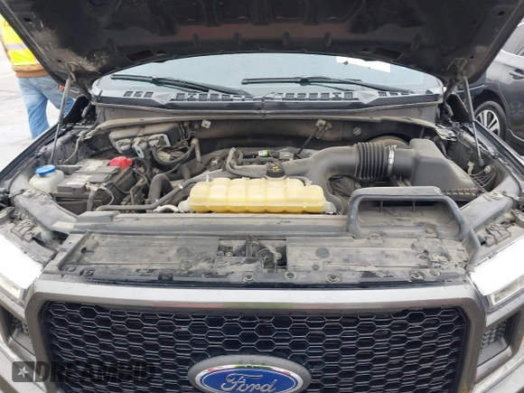 2020 Ford F-150 XL with VIN 1FTEW1CP5LKE36404, listed as a IAAI auction lot 41546645 with 60,372 mi miles. Bid and sale history available at carsss.com. Image 10.