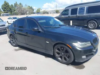 2009 BMW 3 Series 328i z VIN WBAPH57599NL77803, wystawiony jako IAAI lot #41936402 z przebiegiem 236 305 mil mil oraz . Historia ofert i sprzedaży dostępna na DreamBid. Obrazek 1.