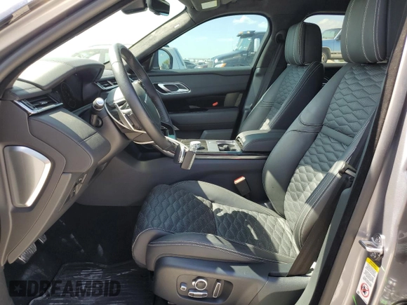 2020 Land Rover Range Rover with VIN SALYU2EE8LA260306, listed as a Copart auction lot 60596584 with 11,740 mi miles and Salvage title. Bid and sale history available at DreamBid. Image 7.