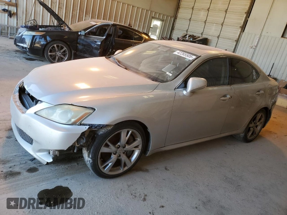 2009 Lexus IS 350 с VIN JTHBE262X92016673, выставлен на аукционе Copart как лот 42265505 с пробегом 219 102 миль миль и Чистый • Clean title. История ставок и продаж доступна на DreamBid. Изображение 1.