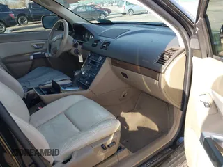 2011 Volvo XC90 I6 с VIN YV4952CY6B1578426, выставлен на аукционе IAAI как лот 41682870 с пробегом 203 012 миль миль и . История ставок и продаж доступна на DreamBid. Изображение 5.