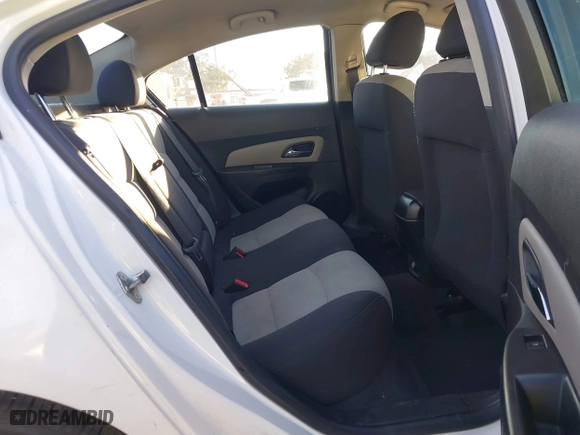 2013 Chevrolet Cruze LS with VIN 1G1PA5SG1D7252963, listed as a IAAI auction lot 41678640 with 139,564 mi miles. Bid and sale history available at carsss.com. Image 8.
