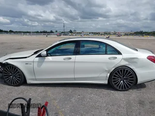 2019 Mercedes-Benz S 560 с VIN WDDUG8DB4KA451393, выставлен на аукционе IAAI как лот 42180862 с пробегом 73 781 миль миль и . История ставок и продаж доступна на DreamBid. Изображение 15.