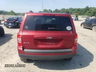 2015 Jeep Patriot Sport with VIN 1C4NJRBB5FD239678, listed as a Copart auction lot 61937455 with 211,165 mi miles and Salvage title. Bid and sale history available at DreamBid. Image 6.