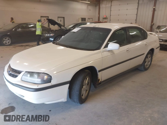2004 Chevrolet Impala with VIN 2G1WF52E949105154, listed as a IAAI auction lot 42139491 with 176,924 mi miles. Bid and sale history available at carsss.com. Image 2.