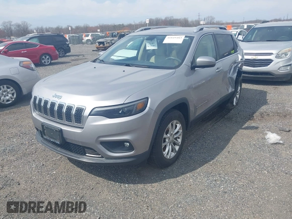 2019 Jeep Cherokee Latitude with VIN 1C4PJMCB4KD239465, listed as a IAAI auction lot 41849483 with 81,229 mi miles. Bid and sale history available at carsss.com. Image 20.
