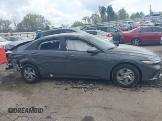 2024 Hyundai Elantra SE with VIN KMHLL4DG5RU774748, listed as a IAAI auction lot 41927787 with 21,604 mi miles and . Bid and sale history available at DreamBid. Image 13.