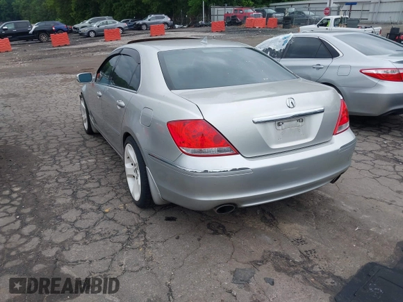 2005 Acura RL с VIN JH4KB16595C017766, выставлен на аукционе IAAI как лот 42209022 с пробегом 225 862 миль миль и . История ставок и продаж доступна на DreamBid. Изображение 3.