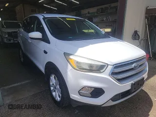 2017 Ford Escape SE z VIN 1FMCU0GD4HUC98854, wystawiony jako IAAI lot #42558269 z przebiegiem 62 975 mil mil oraz . Historia ofert i sprzedaży dostępna na DreamBid. Obrazek 14.