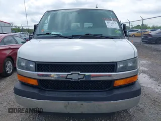 2015 Chevrolet Express Passenger LT с VIN 1GAZG1FG8F1119472, выставлен на аукционе IAAI как лот 42115275 с пробегом 248 382 миль миль и . История ставок и продаж доступна на DreamBid. Изображение 6.
