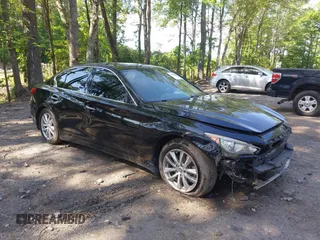 2015 Infiniti Q50 Premium with VIN JN1BV7AR8FM420805, listed as a IAAI auction lot 42298802 with 160,997 mi miles and . Bid and sale history available at DreamBid. Image 1.