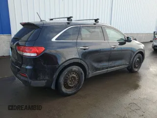 2016 Kia Sorento EX with VIN 5XYPHDA53GG161746, listed as a Copart auction lot 50689665 with 164,157 mi miles and Salvage Title. Bid and sale history available at carsss.com. Image 3.