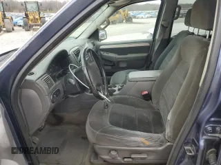 2003 Ford Explorer XLT z VIN 1FMZU63K33ZA28530, wystawiony jako Copart lot #85994184 z przebiegiem 359 263 mil mil oraz Szkoda całkowita • Salvage title. Historia ofert i sprzedaży dostępna na DreamBid. Obrazek 7.