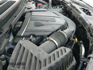 2024 Chevrolet Traverse FWD LT z VIN 1GNERGKS1RJ199710, wystawiony jako IAAI lot #42037681 z przebiegiem 18 989 mil mil oraz . Historia ofert i sprzedaży dostępna na DreamBid. Obrazek 19.