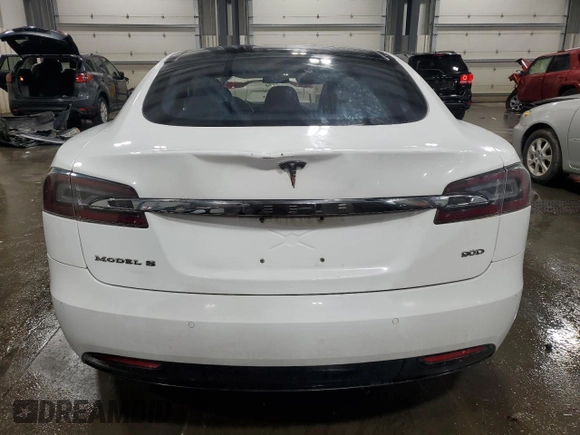2016 Tesla Model S 90D with VIN 5YJSA1E22GF150015, listed as a Copart auction lot 61559375 with 75,609 mi miles and Salvage title. Bid and sale history available at DreamBid. Image 6.