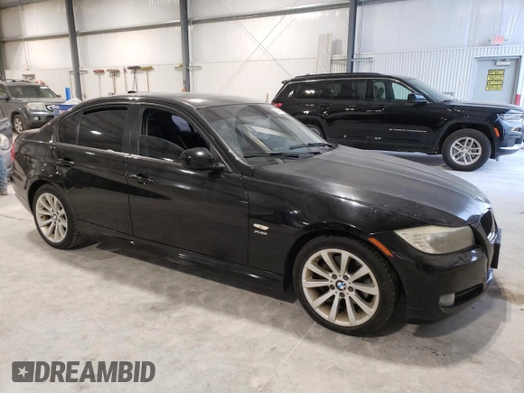 2011 BMW 3 Series 328i xDrive with VIN WBAPK7G52BNN70250, listed as a Copart auction lot 83907574 with 196,178 mi miles and Clean Title. Bid and sale history available at carsss.com. Image 4.